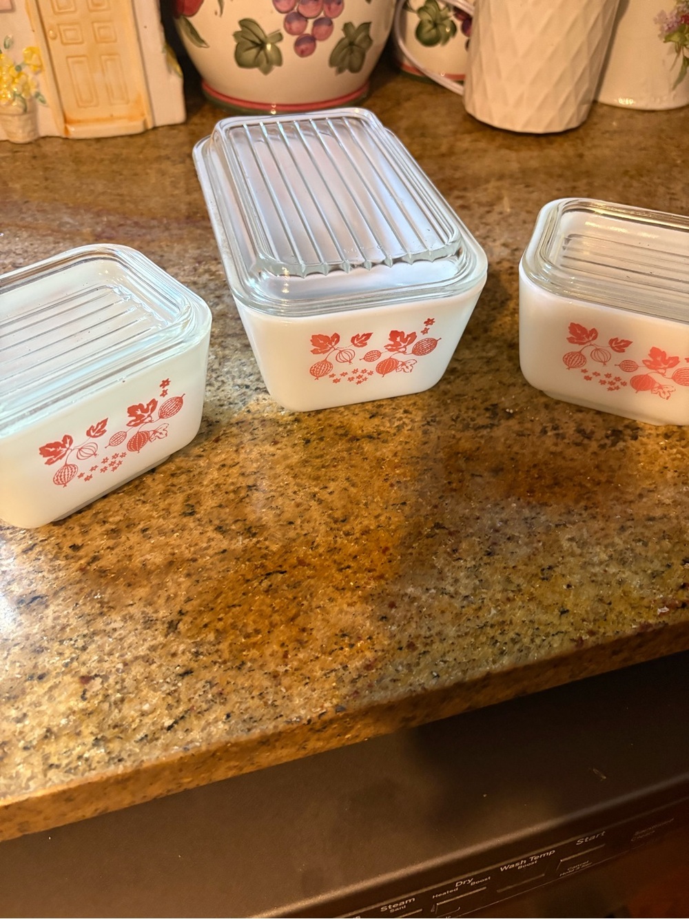 Pink Gooseberry Pyrex - Picture 2 of 5